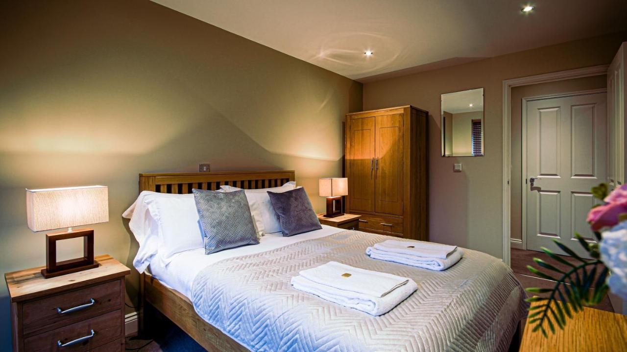 Superb City Center 1 Or 2 Bedroom Apts King Bed Southampton Ngoại thất bức ảnh