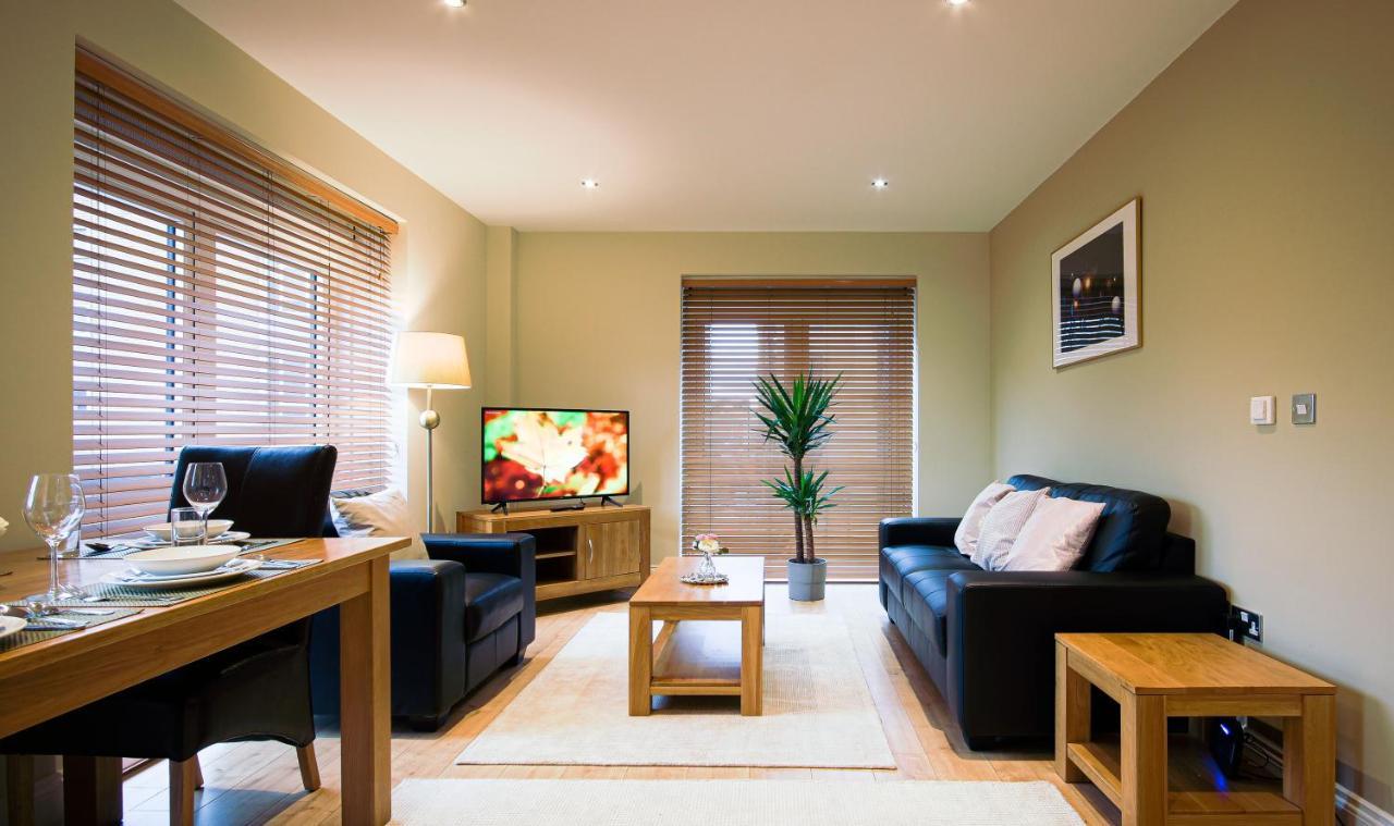 Superb City Center 1 Or 2 Bedroom Apts King Bed Southampton Ngoại thất bức ảnh