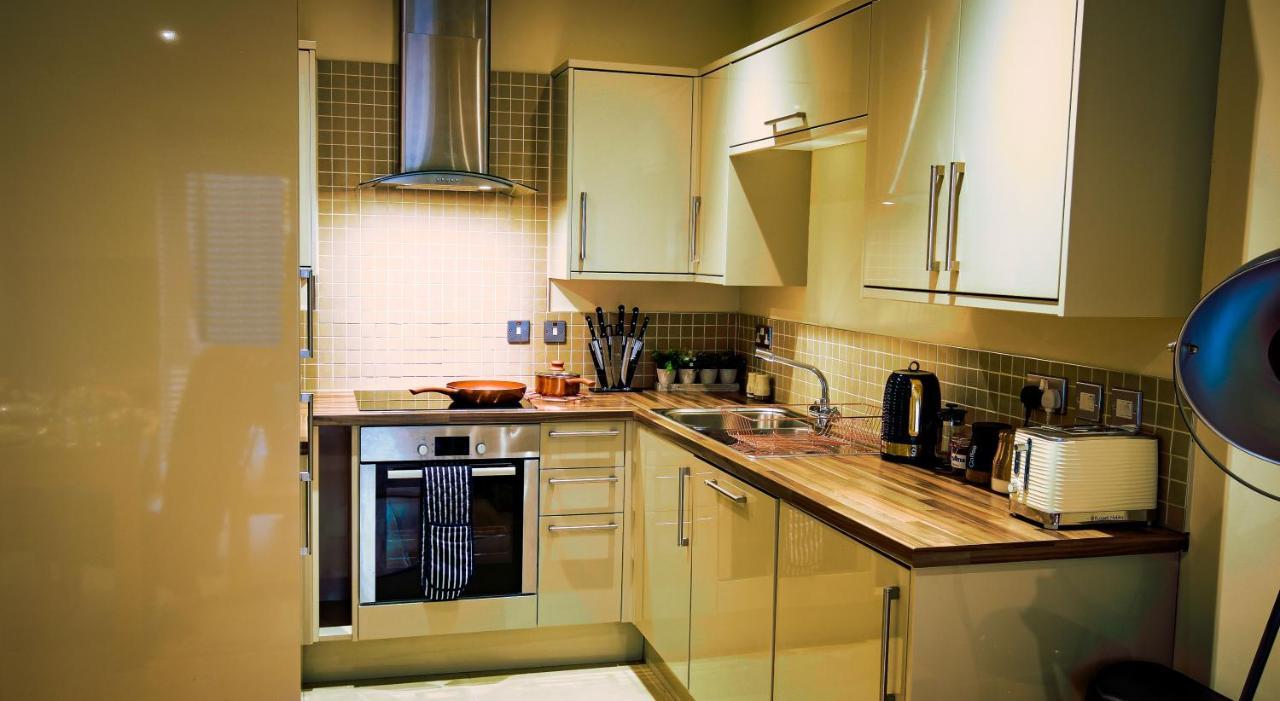Superb City Center 1 Or 2 Bedroom Apts King Bed Southampton Ngoại thất bức ảnh