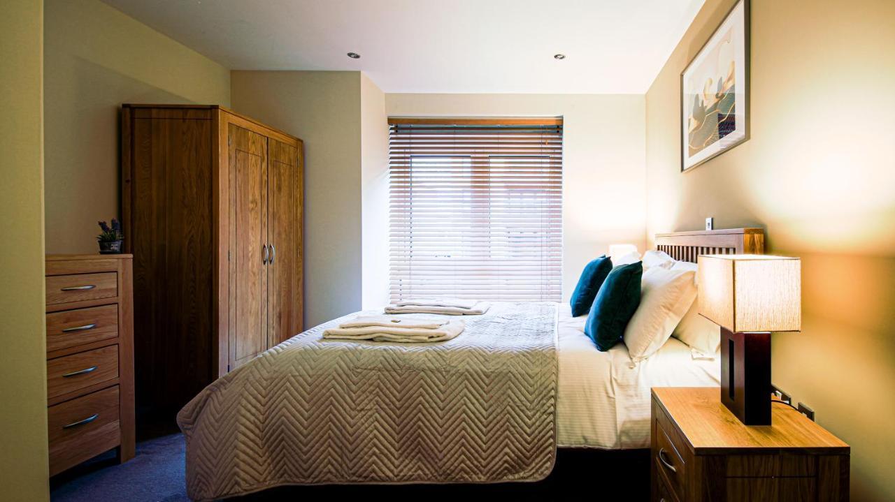 Superb City Center 1 Or 2 Bedroom Apts King Bed Southampton Ngoại thất bức ảnh