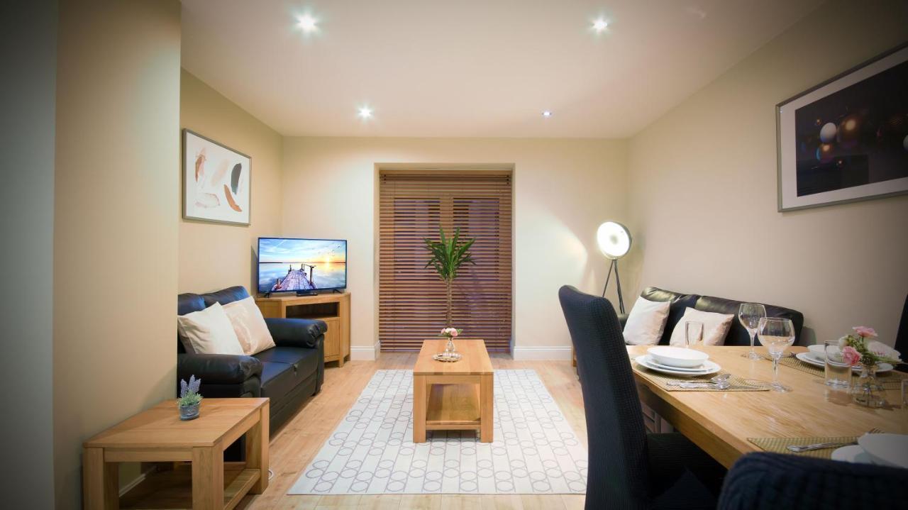 Superb City Center 1 Or 2 Bedroom Apts King Bed Southampton Ngoại thất bức ảnh
