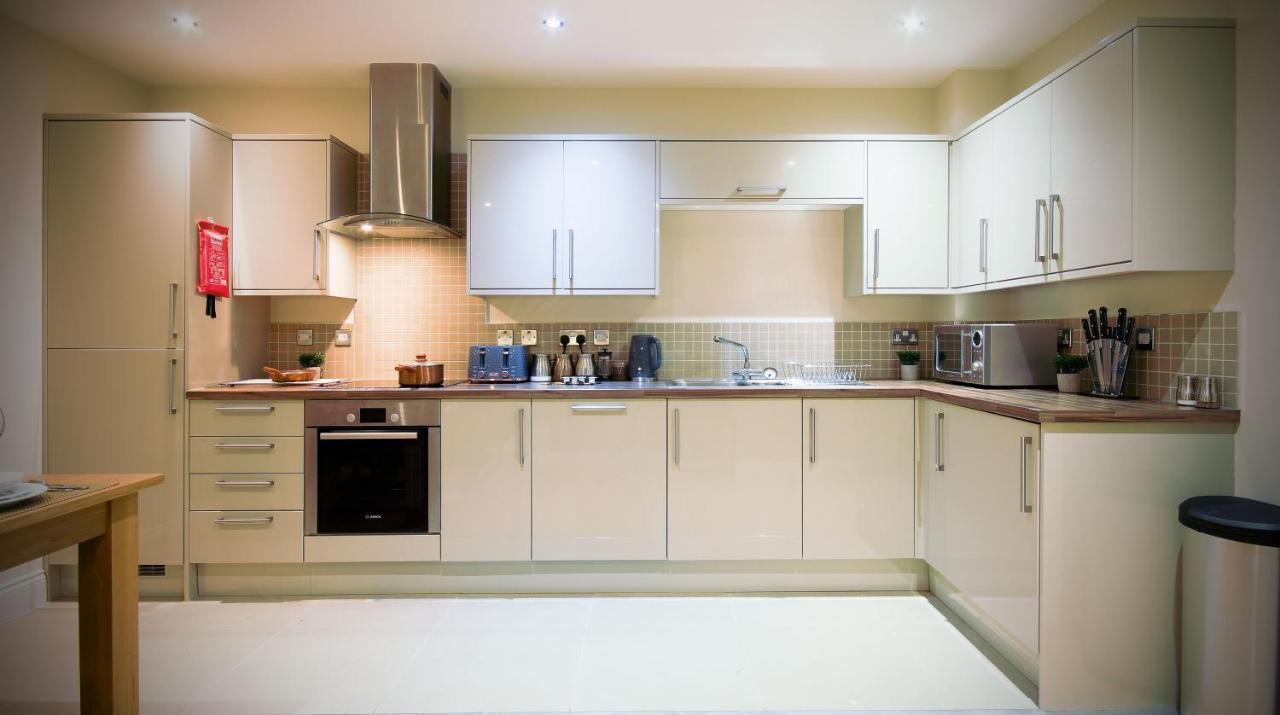 Superb City Center 1 Or 2 Bedroom Apts King Bed Southampton Ngoại thất bức ảnh