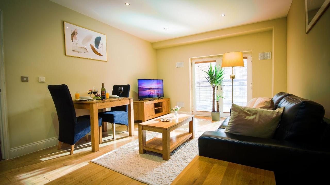 Superb City Center 1 Or 2 Bedroom Apts King Bed Southampton Ngoại thất bức ảnh